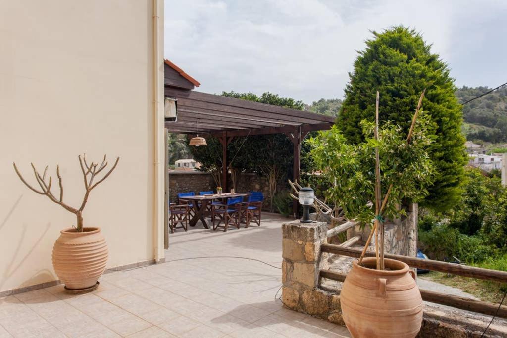 Nikolis Vacation House Vrisai Exterior photo